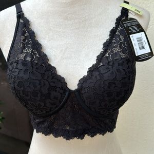 MAIDEN FORM. NWT Beautiful Lace Bra. 38B. Adjustable Straps and Back. Wi…